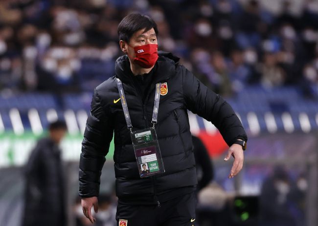国产乱人乱精一区二区视频密